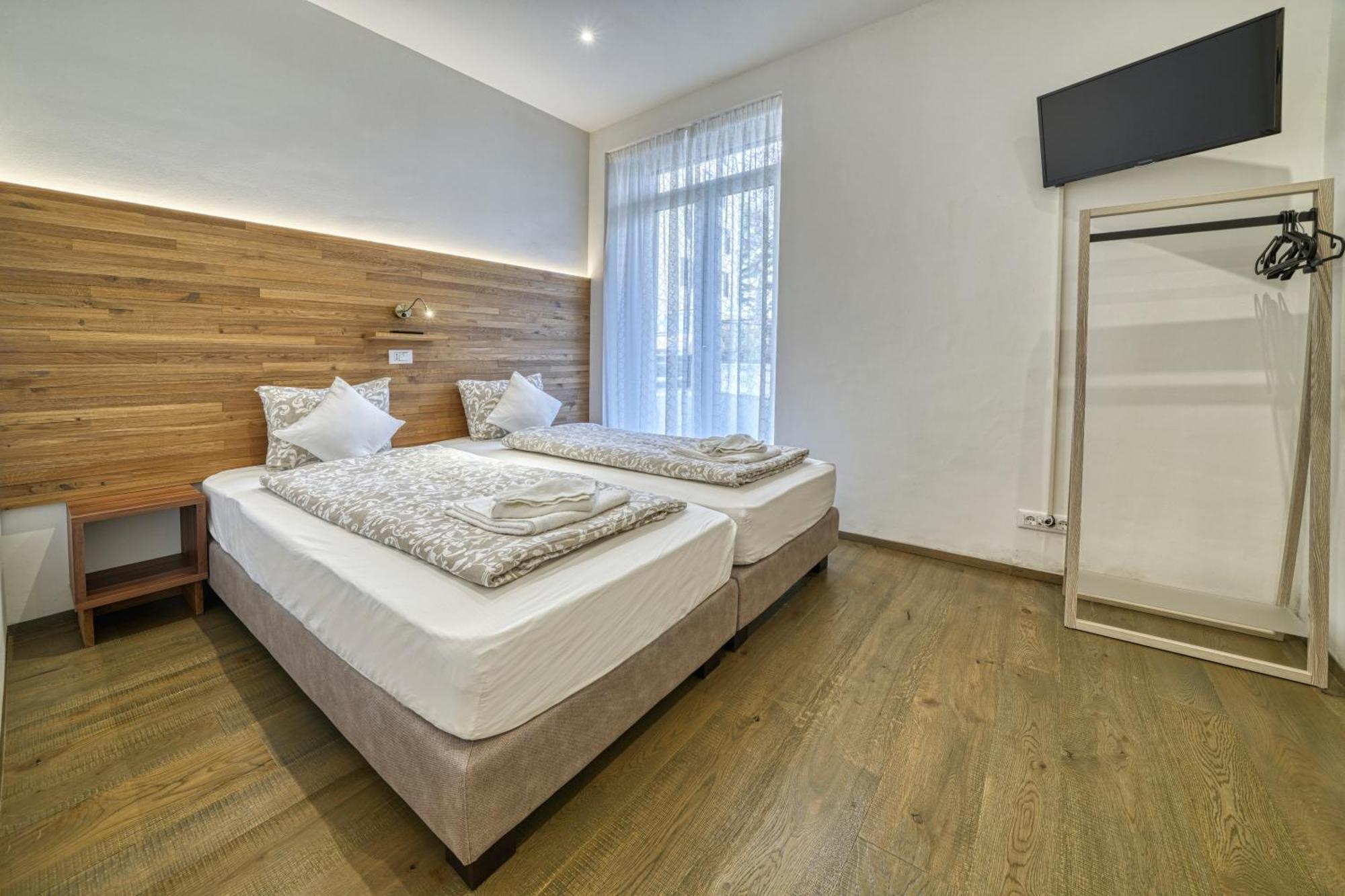 Apartment Heinz เมราโน ภายนอก รูปภาพ